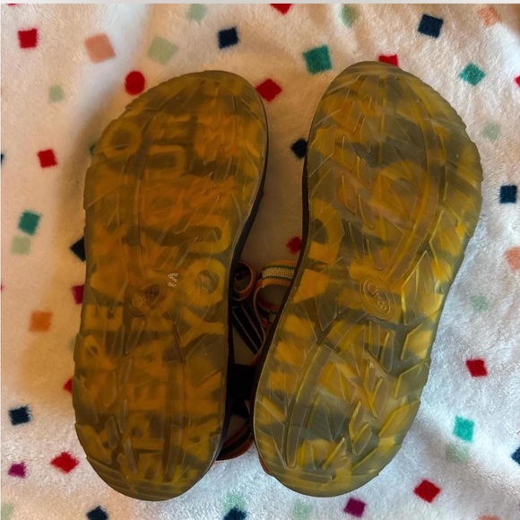 Chacos - Picture 3 of 3